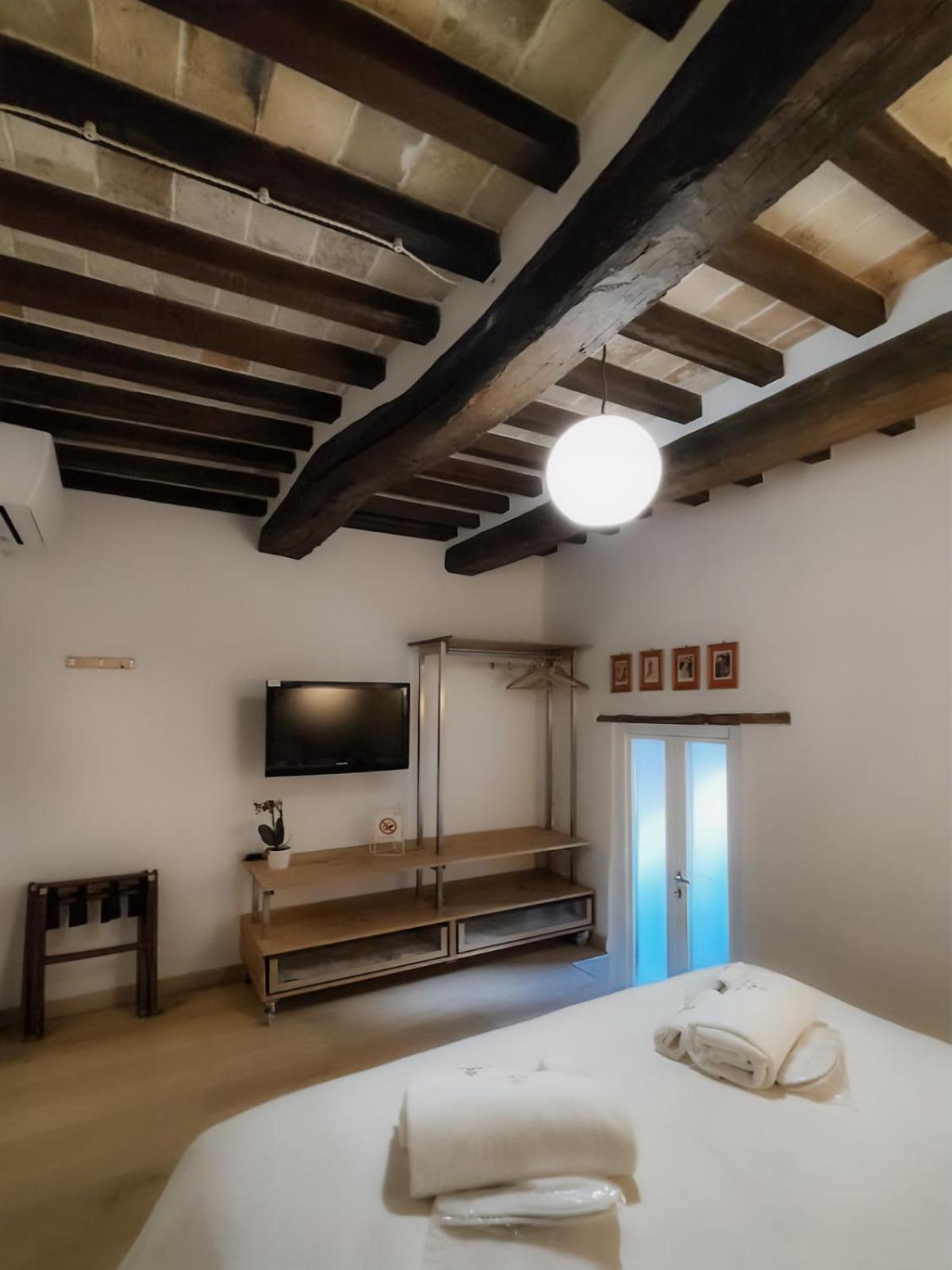 Rocca Del Dimore Apartment *